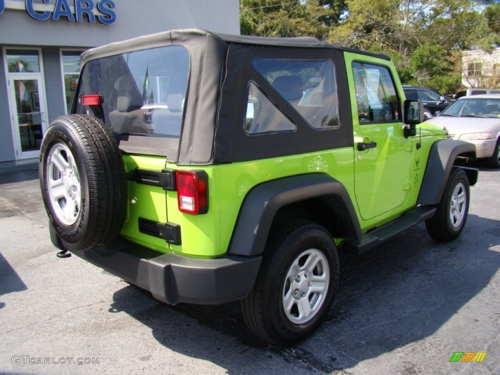 2012 Wrangler Sport 4x4 - Gecko Green / Black photo #8