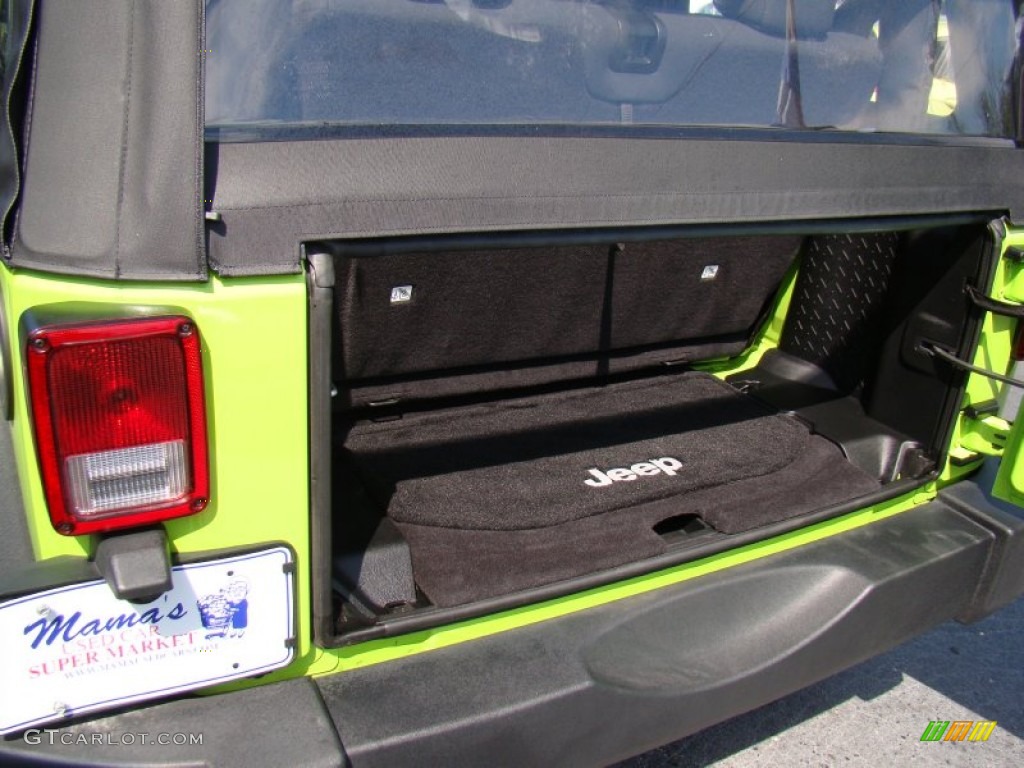 2012 Wrangler Sport 4x4 - Gecko Green / Black photo #11