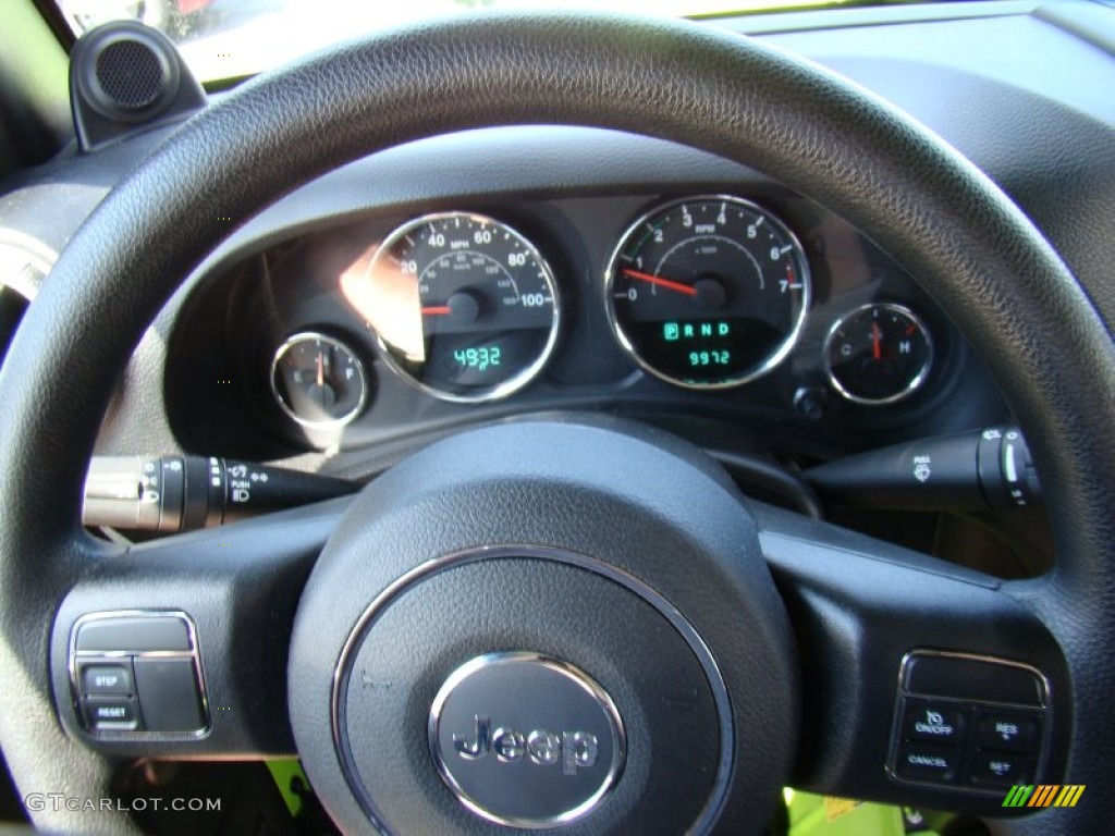 2012 Wrangler Sport 4x4 - Gecko Green / Black photo #19