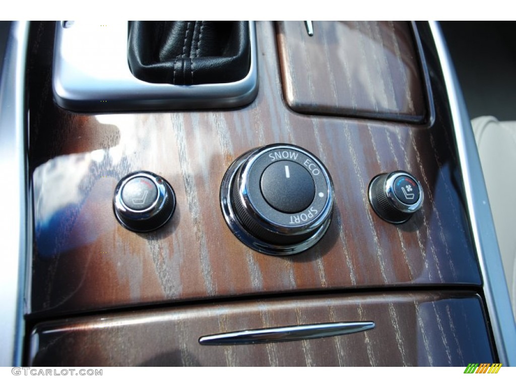 2011 Infiniti M 37 Sedan Controls Photo #85412352