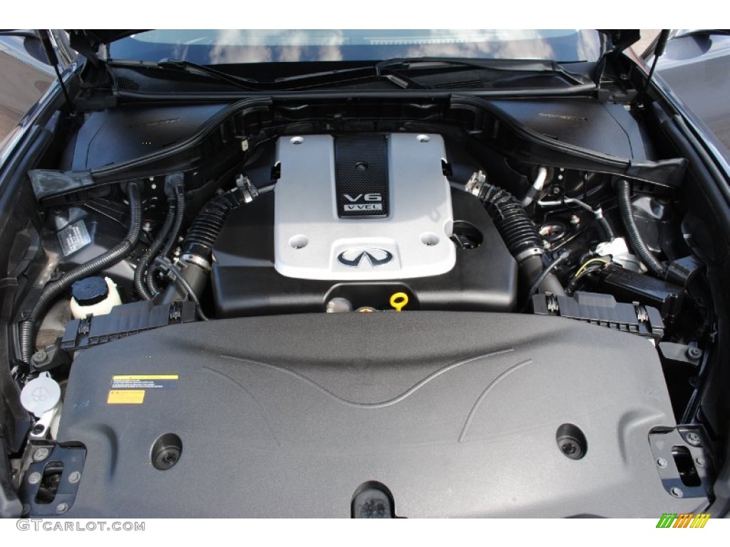 2011 Infiniti M 37 Sedan Engine Photos