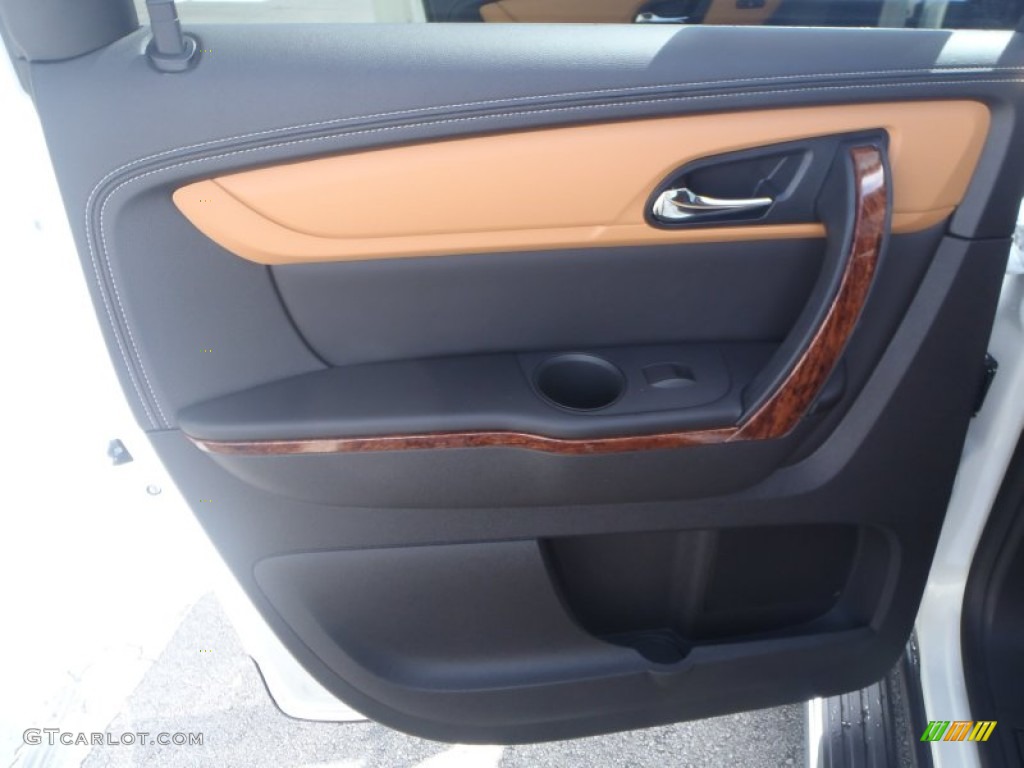 2014 Chevrolet Traverse LTZ Ebony/Mojave Door Panel Photo #85413114