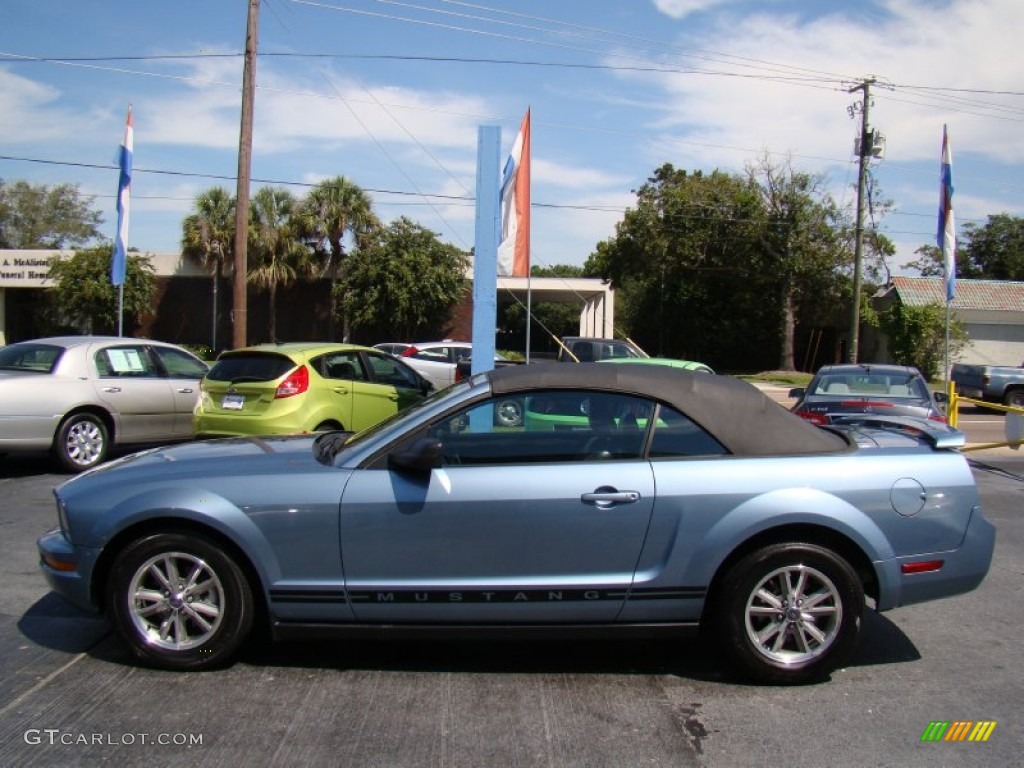 2005 Mustang V6 Premium Convertible - Windveil Blue Metallic / Dark Charcoal photo #5