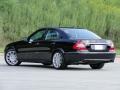 Black - E 350 Sedan Photo No. 4