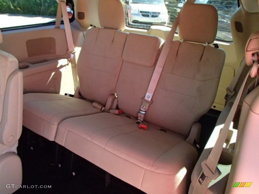 2014 Dodge Grand Caravan SXT Rear Seat Photo #85415955
