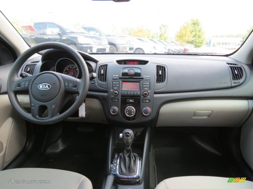 2012 Kia Forte 5-Door EX Stone Dashboard Photo #85417457
