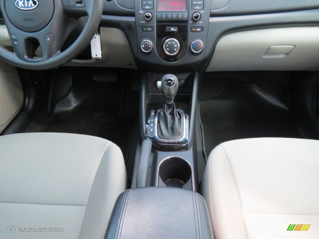 2012 Kia Forte 5-Door EX 6 Speed Sportmatic Automatic Transmission Photo #85417479