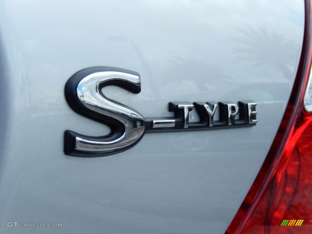 2001 Jaguar S-Type 3.0 Marks and Logos Photo #85418001