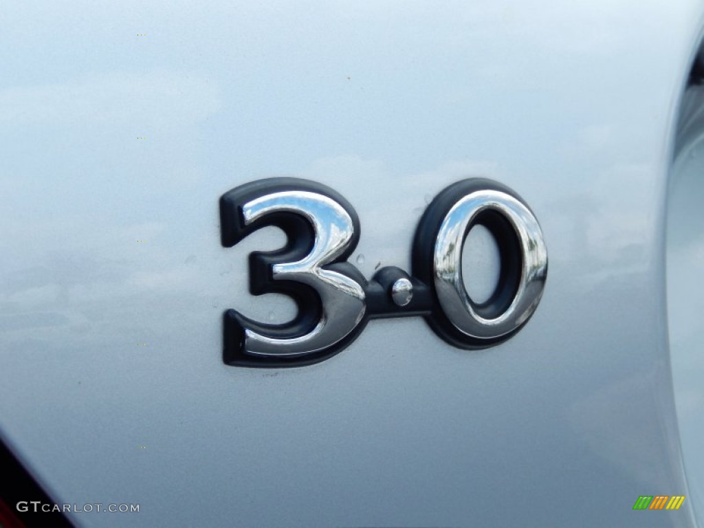2001 Jaguar S-Type 3.0 Marks and Logos Photos