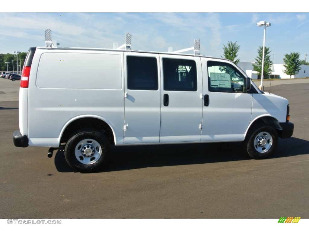 Summit White 2014 Chevrolet Express 2500 Cargo WT Exterior Photo #85418163