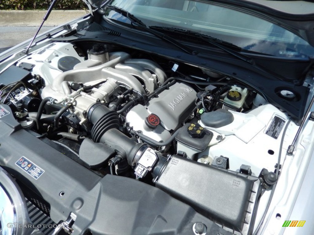 2001 Jaguar S-Type 3.0 Engine Photos