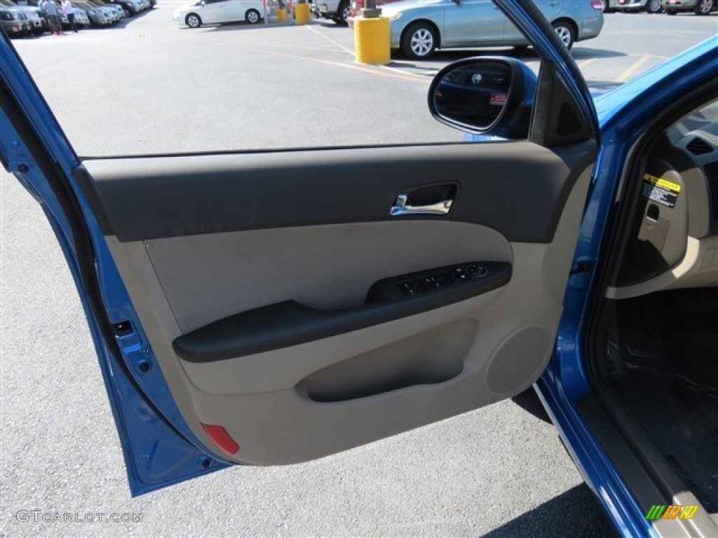 2010 Elantra Touring SE - Vivid Blue / Beige photo #10