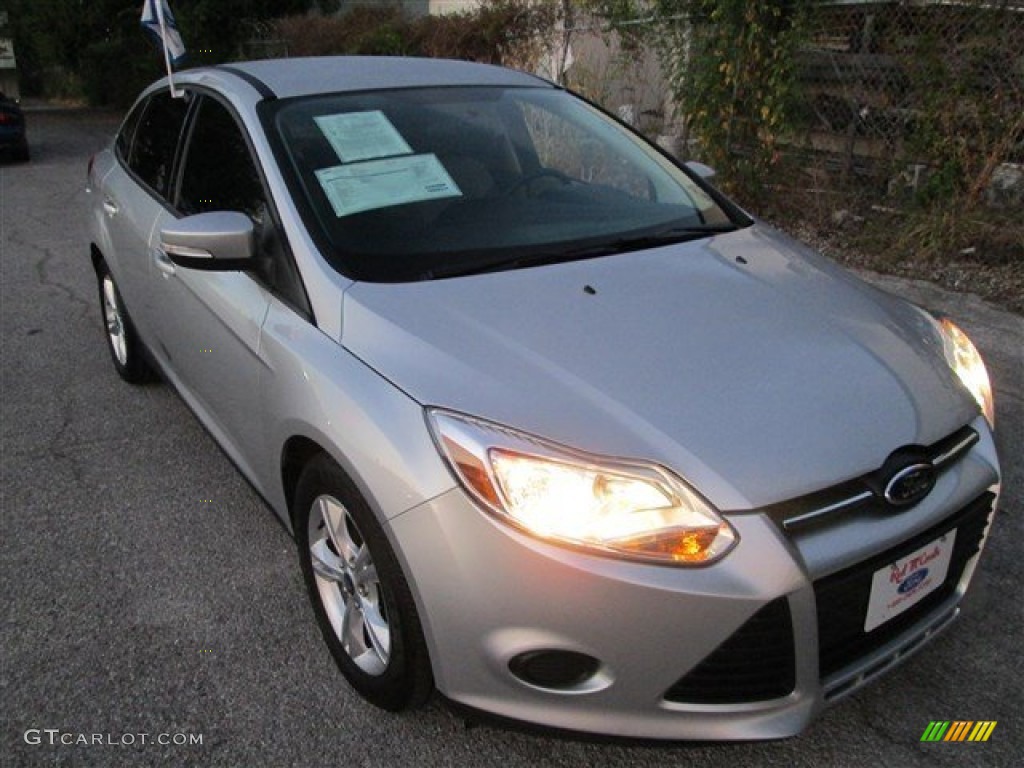 2013 Focus SE Sedan - Ingot Silver / Medium Light Stone photo #1