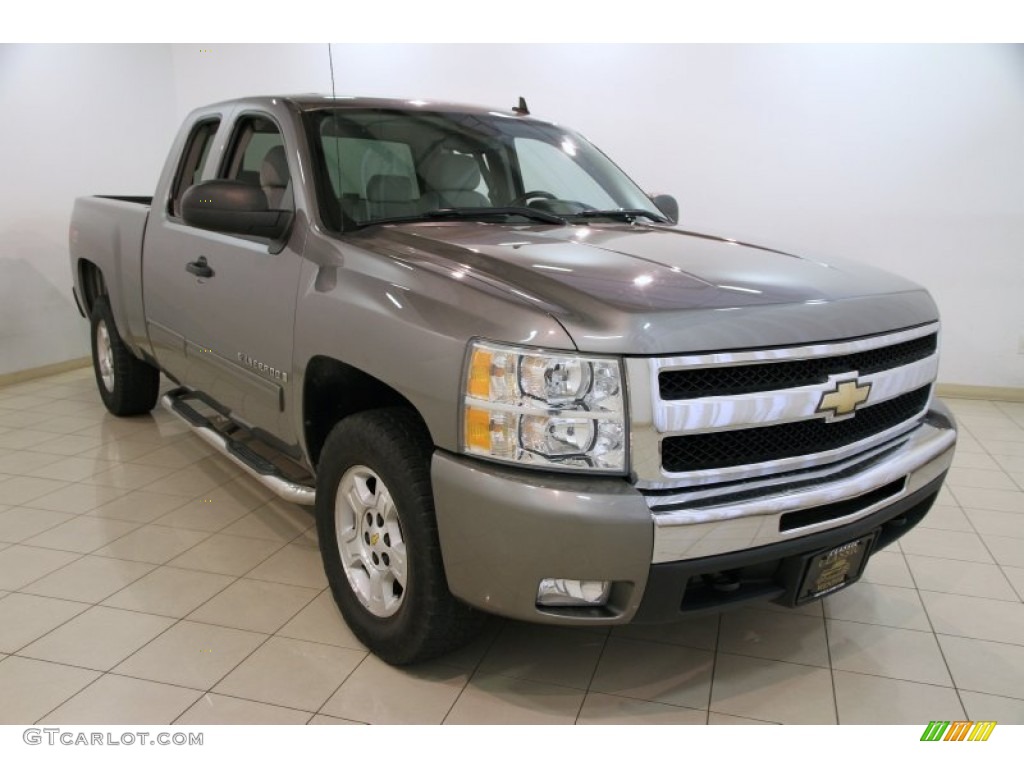 Graystone Metallic Chevrolet Silverado 1500