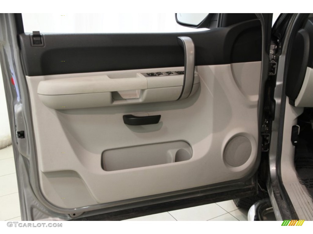 2009 Chevrolet Silverado 1500 LT Extended Cab 4x4 Light Titanium Door Panel Photo #85423686