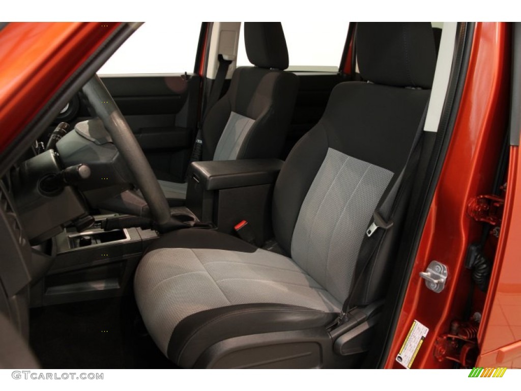 2009 Nitro SE 4x4 - Sunburst Orange Pearl / Dark Slate Gray photo #5