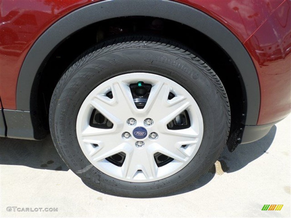 2014 Ford Escape S Wheel Photos