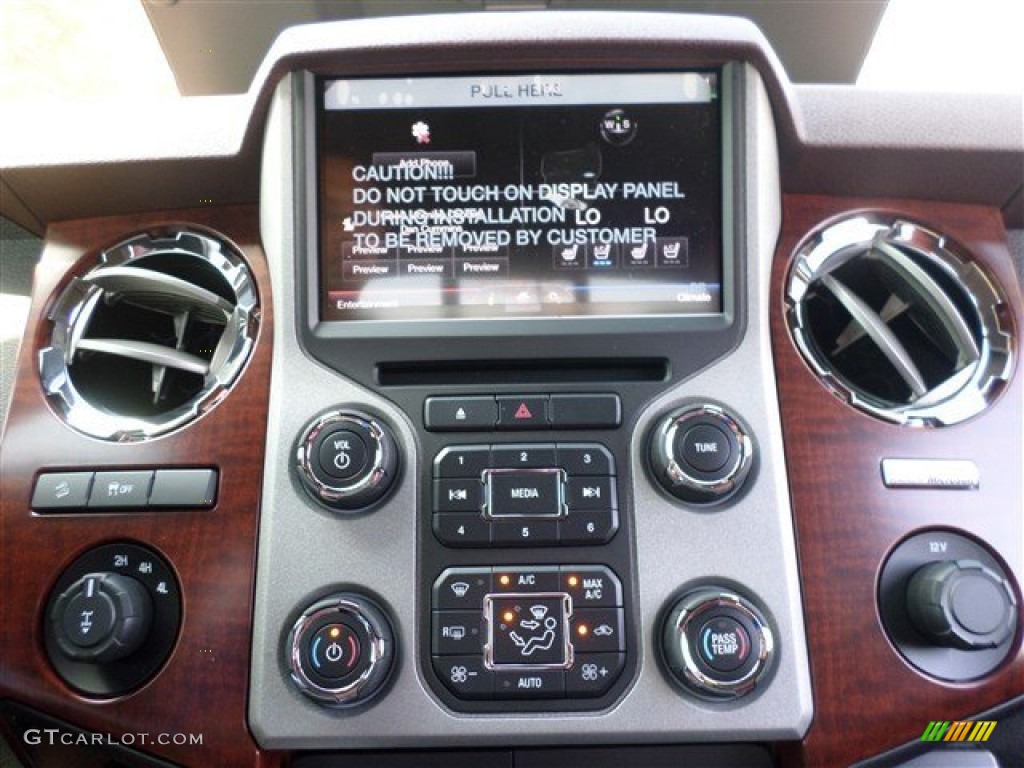 2014 F250 Super Duty King Ranch Crew Cab 4x4 - Tuxedo Black Metallic / King Ranch Chaparral Leather/Black Trim photo #25