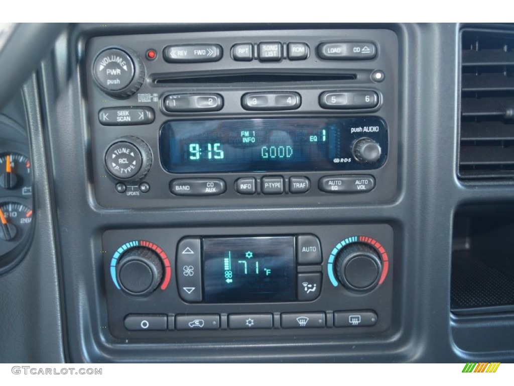 2004 Yukon SLT 4x4 - Carbon Metallic / Neutral/Shale photo #17