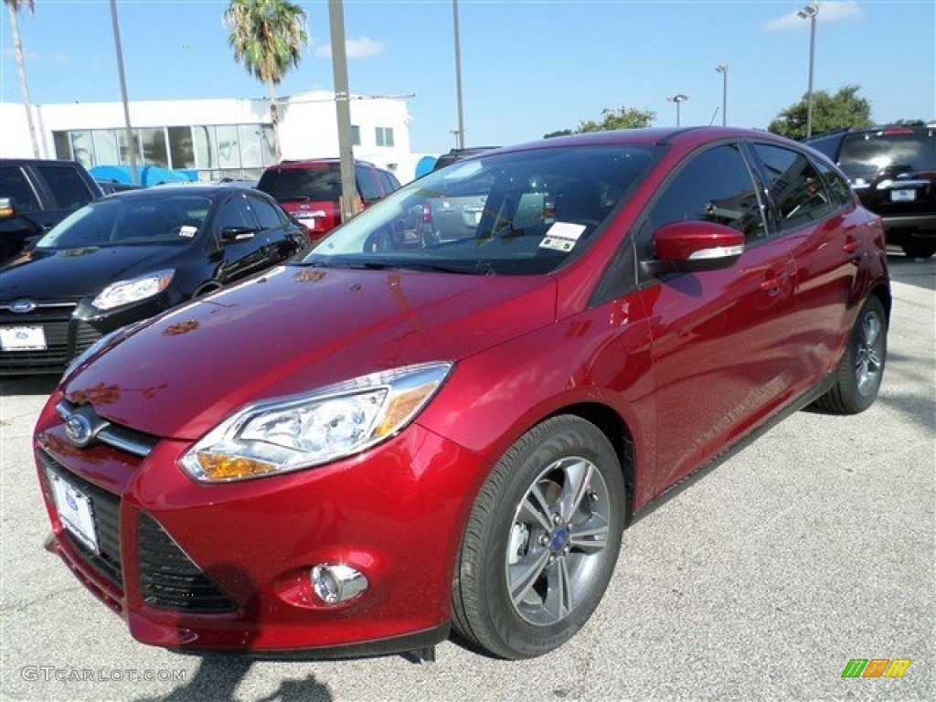 2014 Focus SE Hatchback - Ruby Red / Charcoal Black photo #1