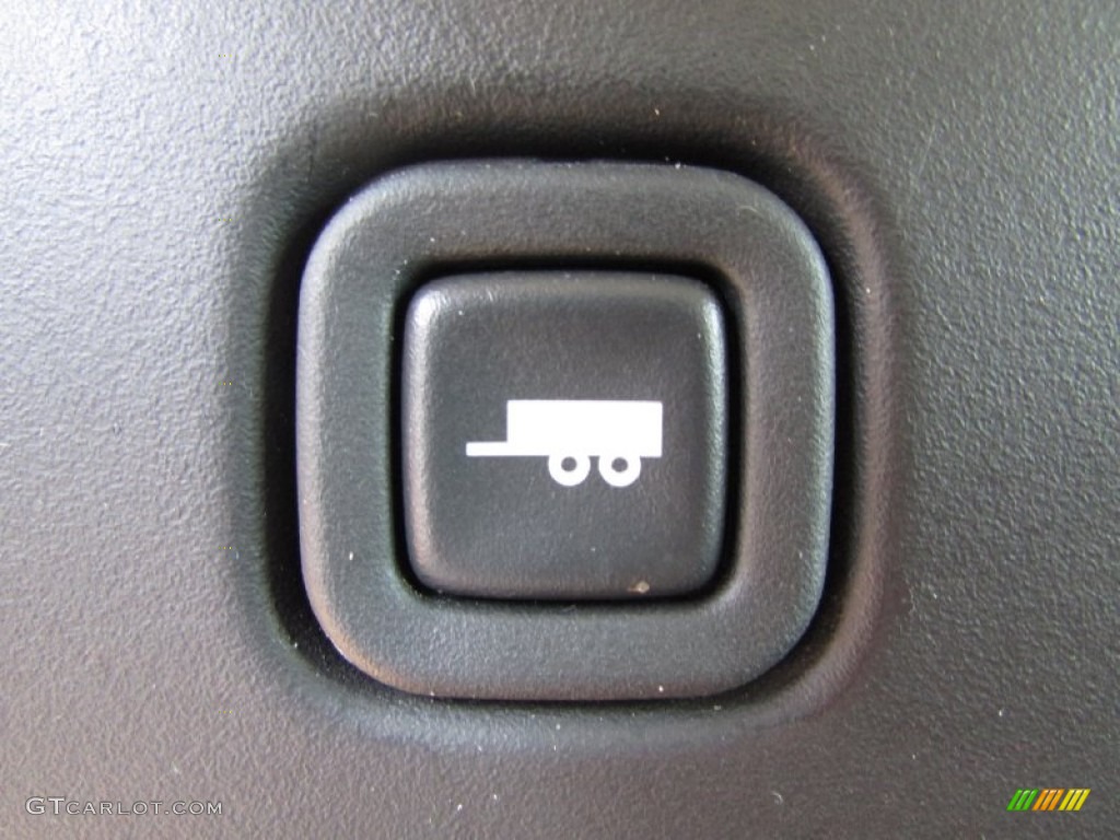 2012 Chevrolet Express LT 3500 Passenger Van Controls Photo #85432665