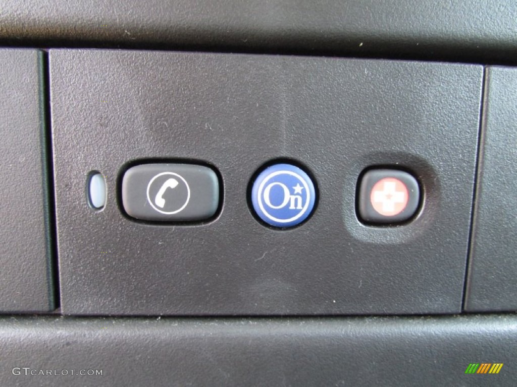 2012 Chevrolet Express LT 3500 Passenger Van Controls Photo #85432692
