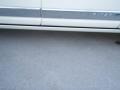White Suede Metallic - Navigator L Elite Photo No. 25