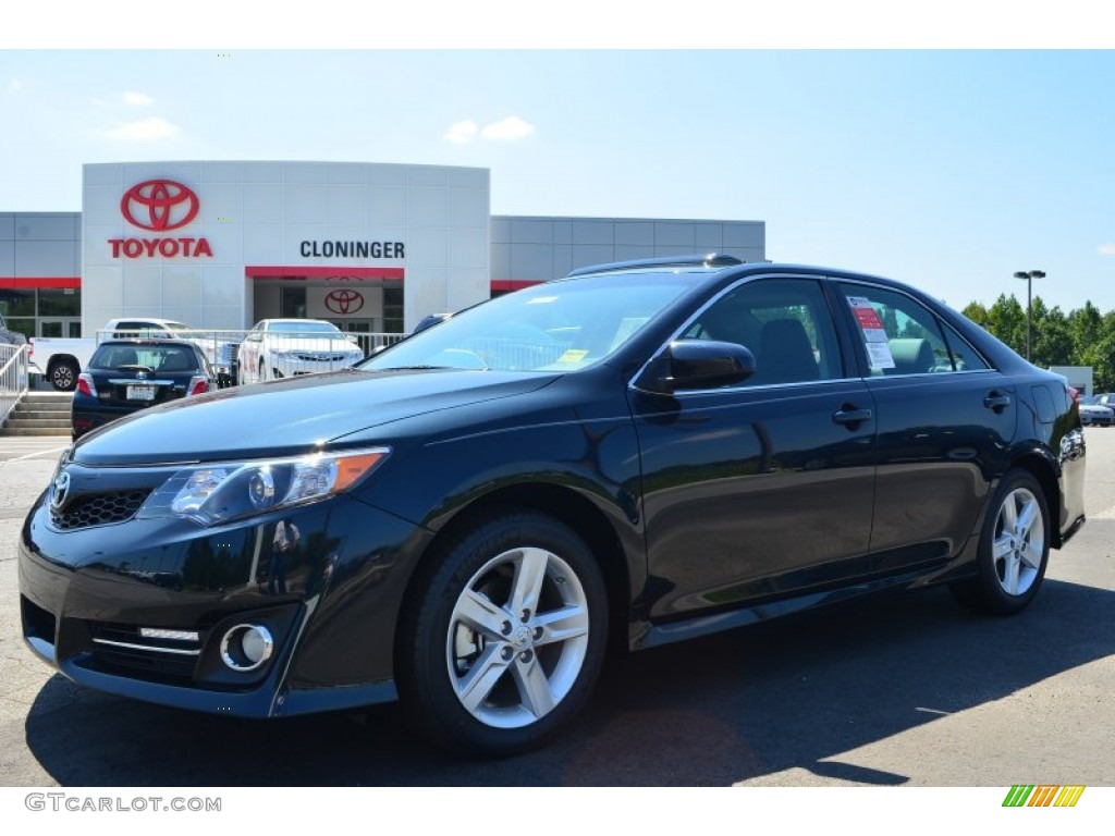 2013 Camry SE - Cosmic Gray Metallic / Black photo #1