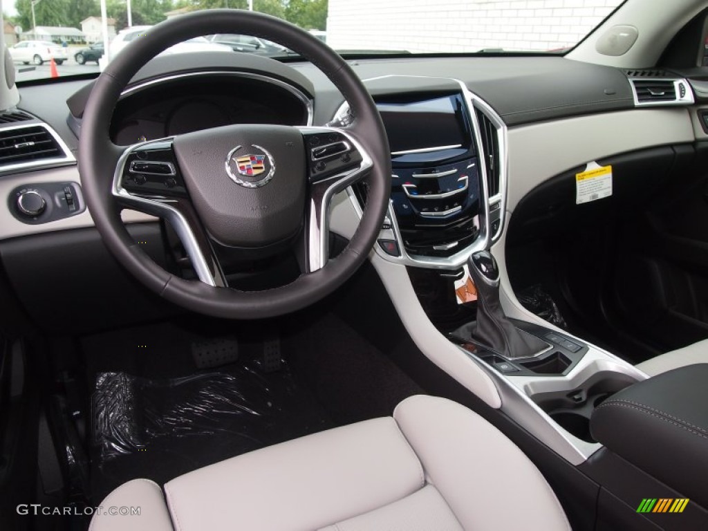 Light Titanium/Ebony Interior 2014 Cadillac SRX Luxury Photo #85434693