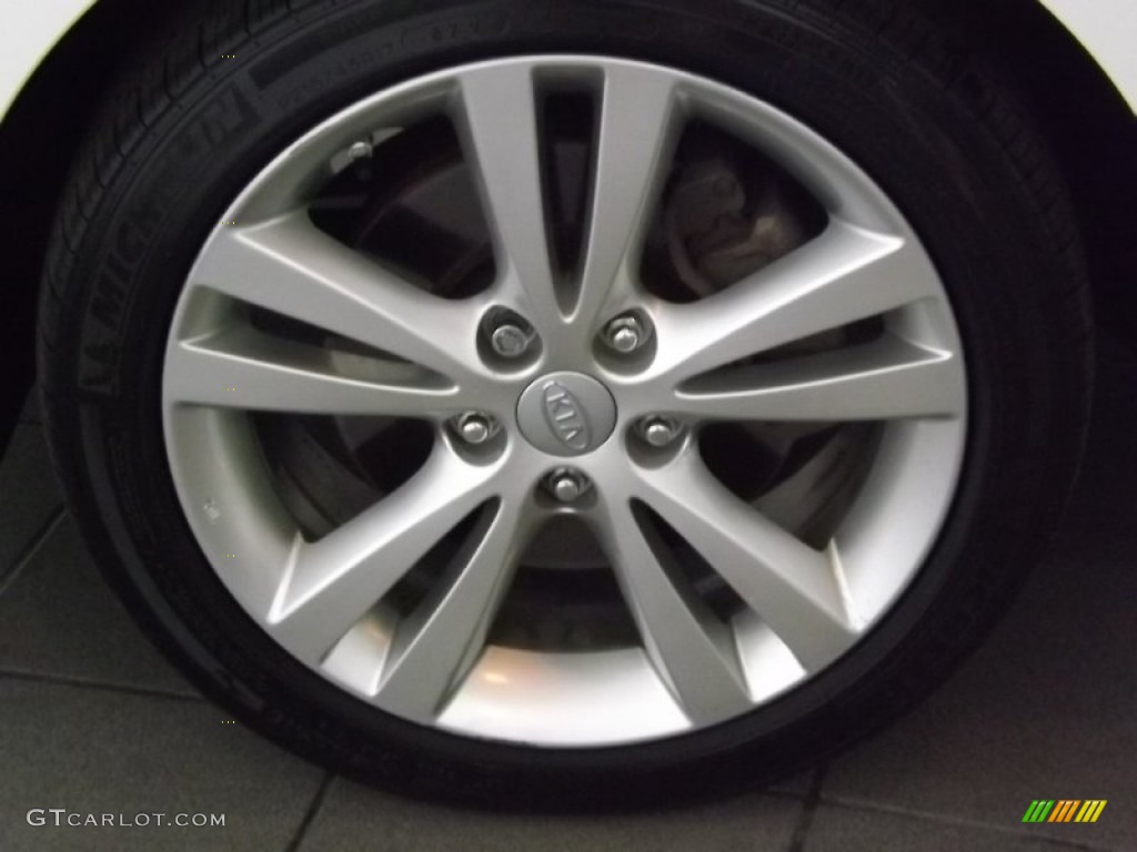 2011 Kia Forte SX 5 Door Wheel Photos