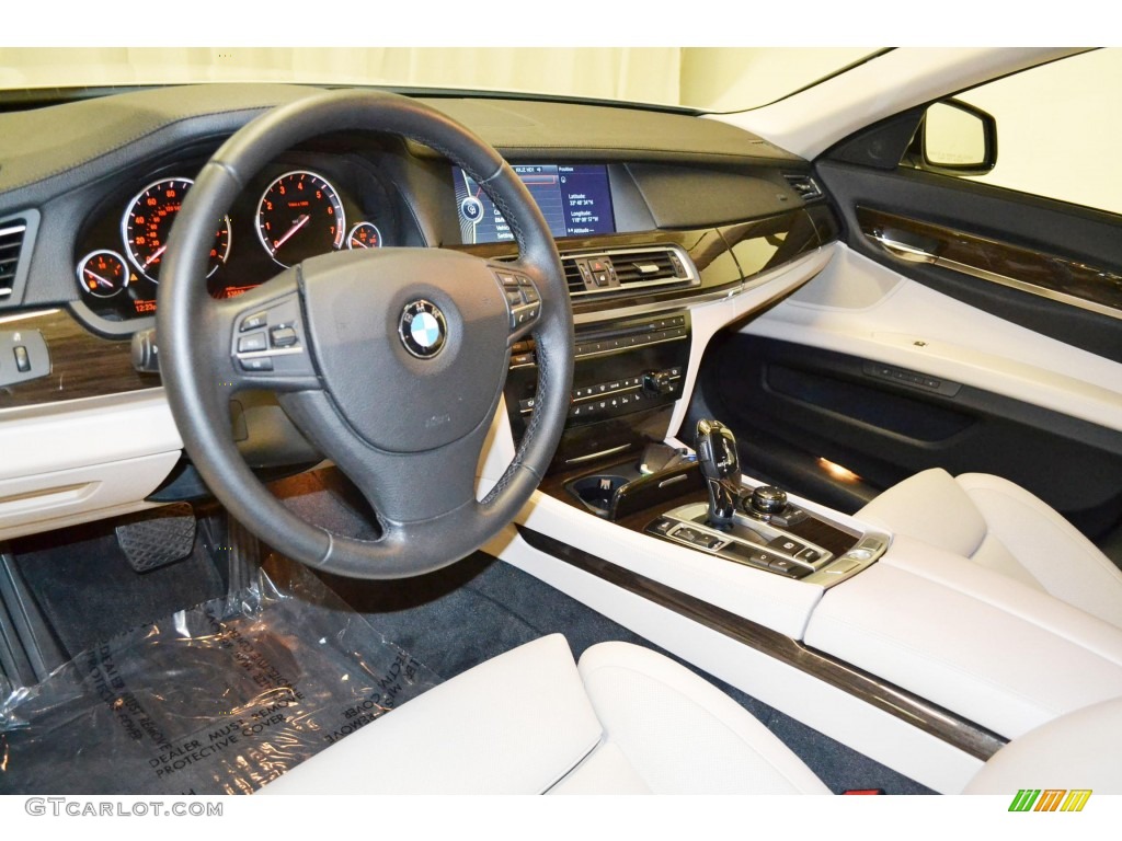 2011 7 Series 750Li Sedan - Mineral White Metallic / Oyster/Black Nappa Leather photo #12