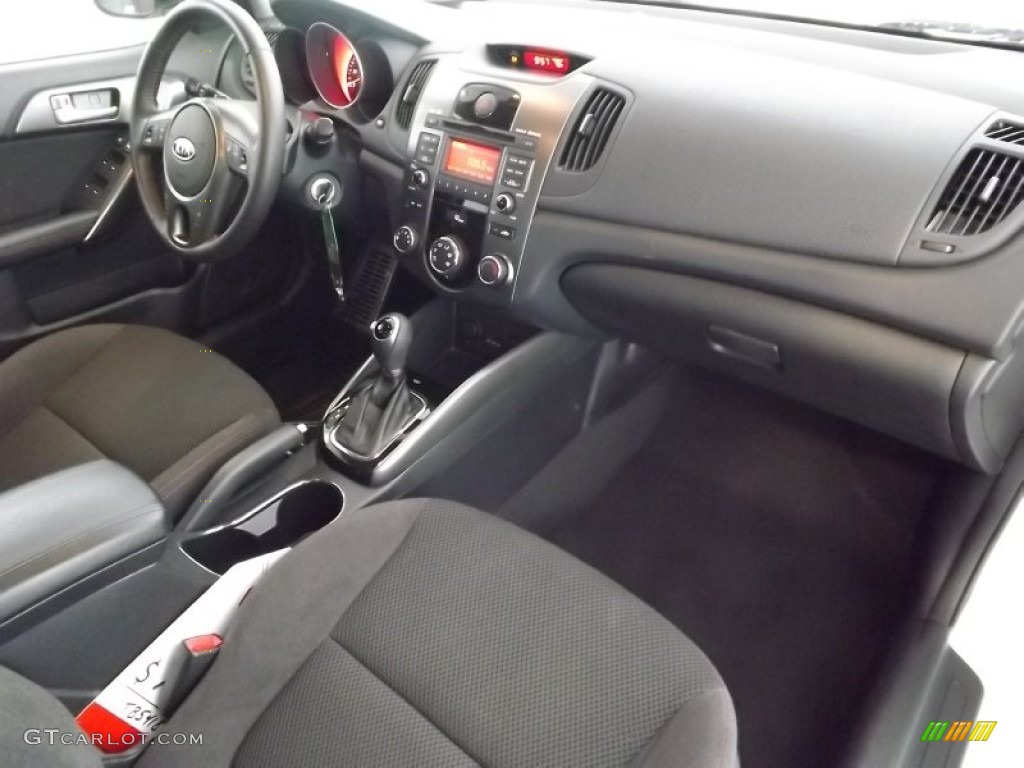2011 Kia Forte SX 5 Door Black Dashboard Photo #85444944