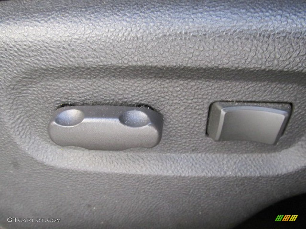 2009 HHR LT - Gold Mist Metallic / Ebony photo #14