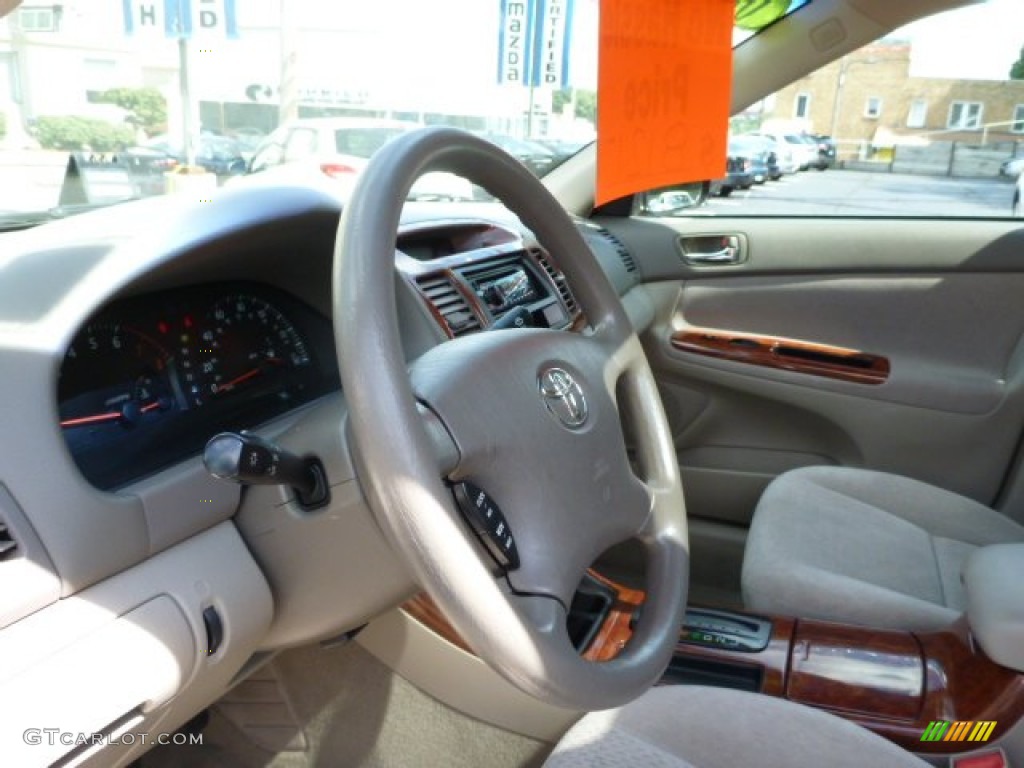 2002 Camry XLE - Black Walnut Pearl / Taupe photo #18