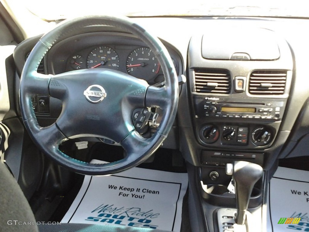 2006 Sentra 1.8 S Special Edition - Sunburst Yellow / Charcoal photo #11