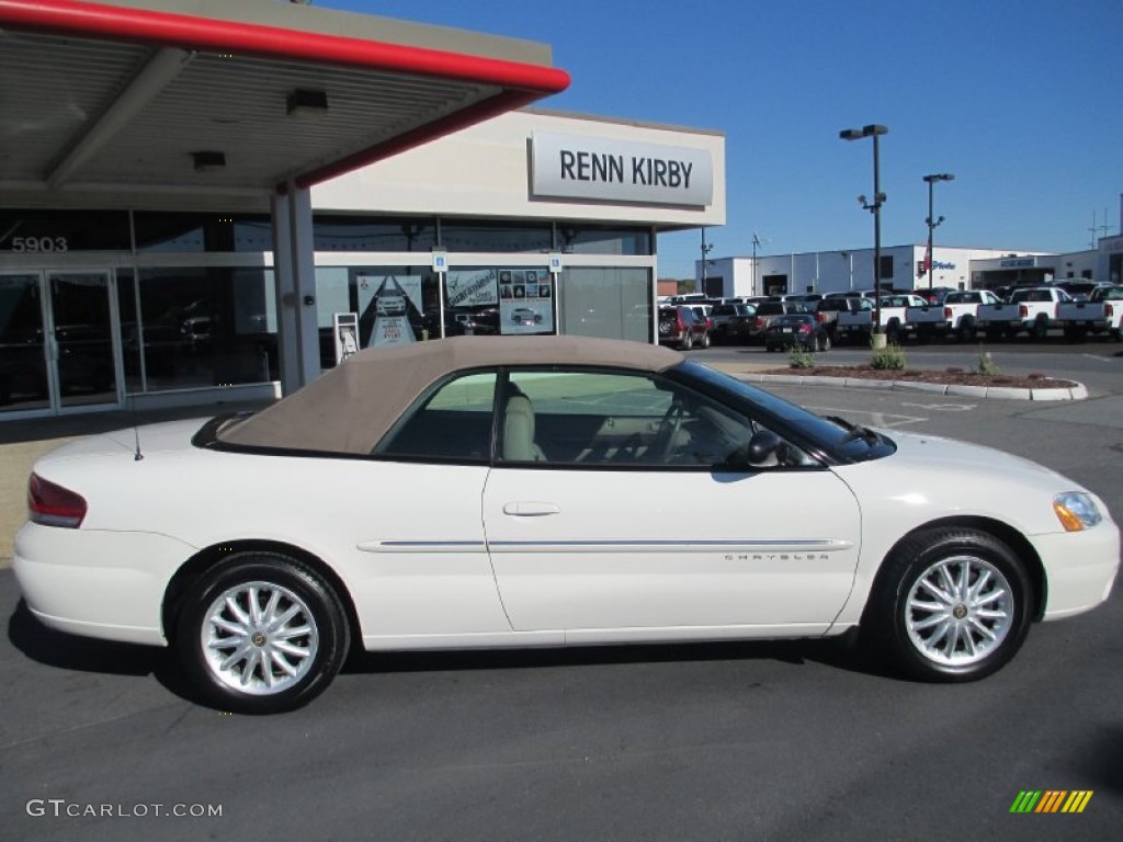 2001 Sebring LXi Convertible - Champagne Pearlcoat / Taupe photo #6