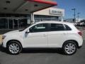White Pearl - Outlander Sport ES Photo No. 8