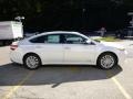 Blizzard White Pearl - Avalon Hybrid XLE Photo No. 2