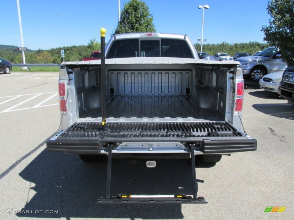2010 F150 Lariat SuperCab 4x4 - Ingot Silver Metallic / Black photo #13