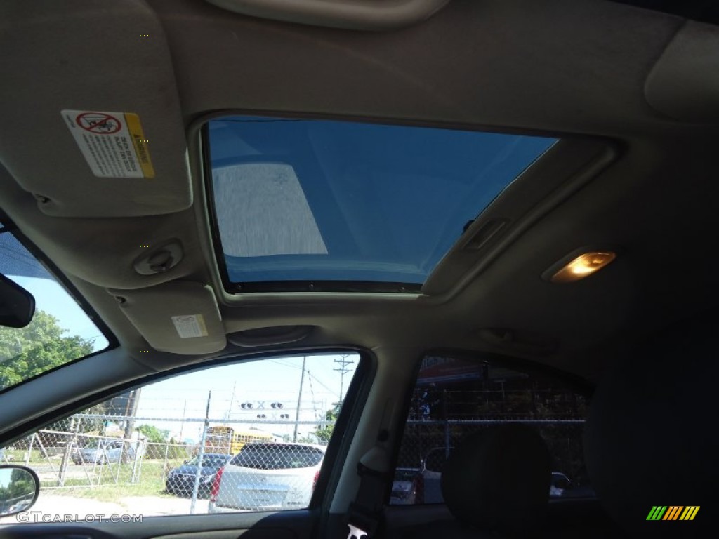 2004 Neon SXT - Graphite Metallic / Dark Slate Gray photo #16
