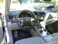 Blizzard White Pearl - Highlander SE 4WD Photo No. 12
