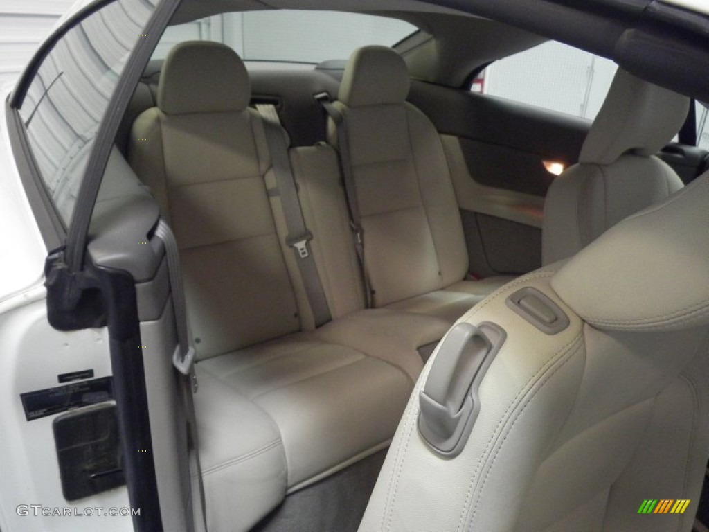 2009 C70 T5 Convertible - Ice White / Calcite photo #16