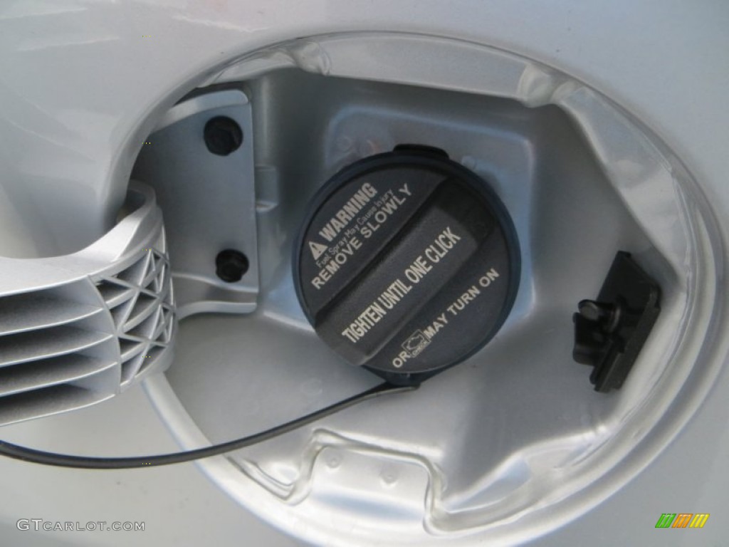 2013 Elantra GLS - Shimmering Air Silver / Gray photo #13