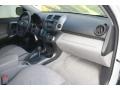 Super White - RAV4 I4 4WD Photo No. 14