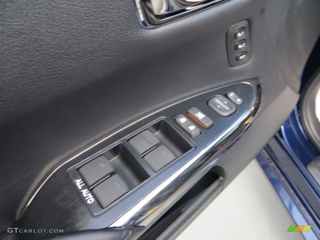 2013 Avalon XLE - Nautical Blue Metallic / Black photo #25