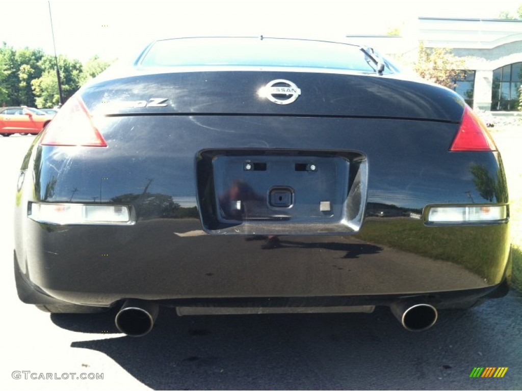 2003 350Z Coupe - Super Black / Charcoal photo #6