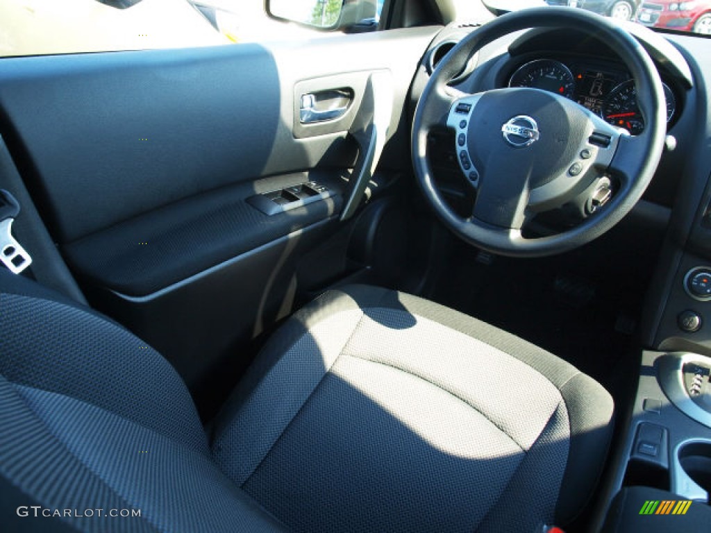 2012 Rogue SV - Cayenne Red / Black photo #11