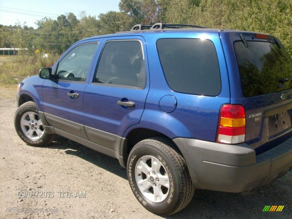 2005 Escape XLT V6 4WD - Sonic Blue Metallic / Medium/Dark Flint Grey photo #5