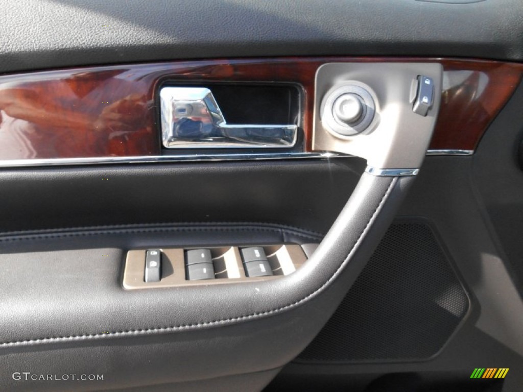 2012 Lincoln MKX AWD Controls Photo #85469192