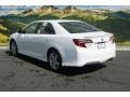 2014 Super White Toyota Camry SE  photo #3